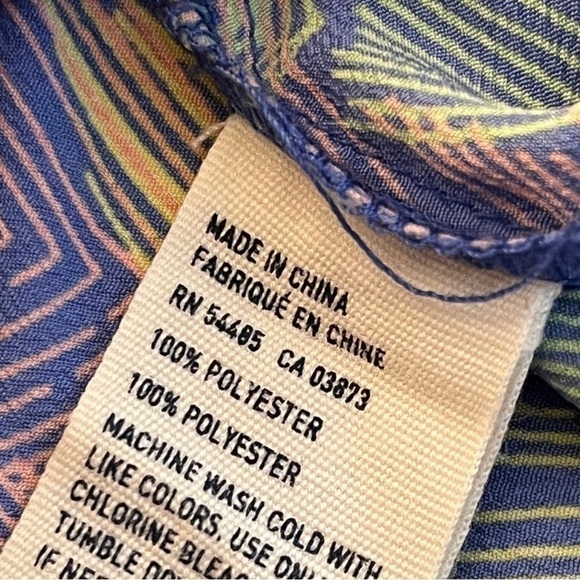 American Eagle 100% Polyester blouse - Picture 6 of 8